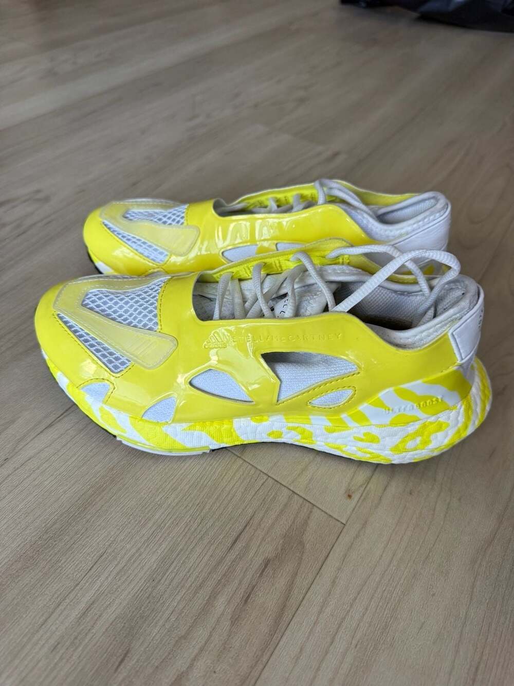 Adidas by Stella McCartney Women's Ultraboost 21/22 'Shock Yellow' Cut-Out Sneak